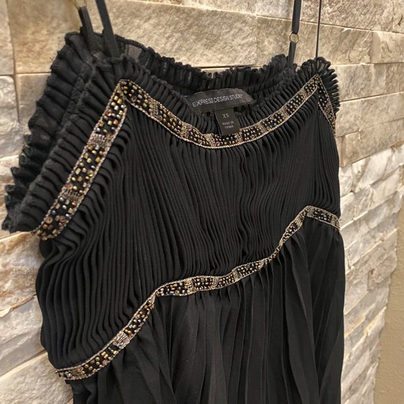 EXPRESS DESIGN STUDIO - Ruffled Silk Top - Size: XS - Picture 3 of 6